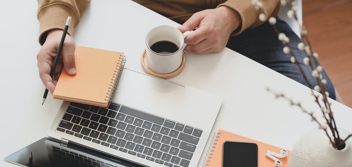 Why is it crucial to set SMART goals for your Real Estate business?